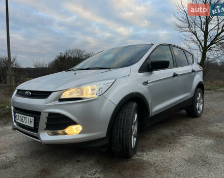 Серый Форд Эскейп, объемом двигателя 2.5 л и пробегом 184 тыс. км за 11500 $, фото 1 на Automoto.ua