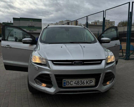 Сірий Форд Ескейп, об'ємом двигуна 2 л та пробігом 151 тис. км за 12200 $, фото 1 на Automoto.ua