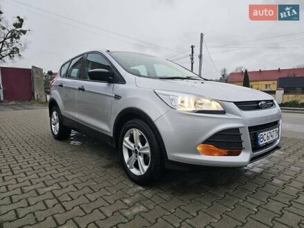 Форд Эскейп 2015 в Львове на Automoto.ua Серый Форд Эскейп, объемом двигателя 2.49 л и пробегом 174 тыс. км за 10999 $, фото 1 на Automoto.ua