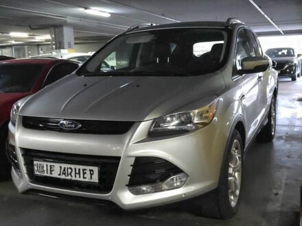 Форд Эскейп 2015 в Львове на Automoto.ua Серый Форд Эскейп, объемом двигателя 2 л и пробегом 124 тыс. км за 14000 $, фото 1 на Automoto.ua