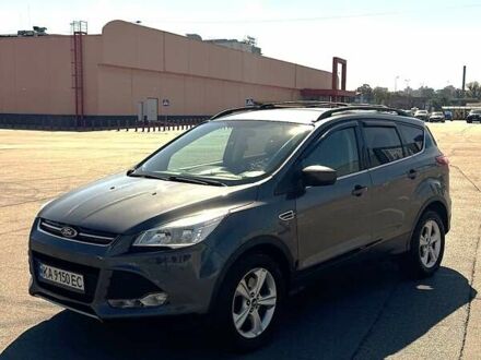 Форд Эскейп 2015 в Киеве на Automoto.ua Серый Форд Эскейп, объемом двигателя 2 л и пробегом 208 тыс. км за 11700 $, фото 1 на Automoto.ua