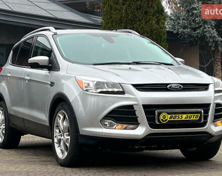 Серый Форд Эскейп, объемом двигателя 2 л и пробегом 124 тыс. км за 13500 $, фото 1 на Automoto.ua