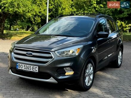 Сірий Форд Ескейп, об'ємом двигуна 1.5 л та пробігом 132 тис. км за 9300 $, фото 1 на Automoto.ua