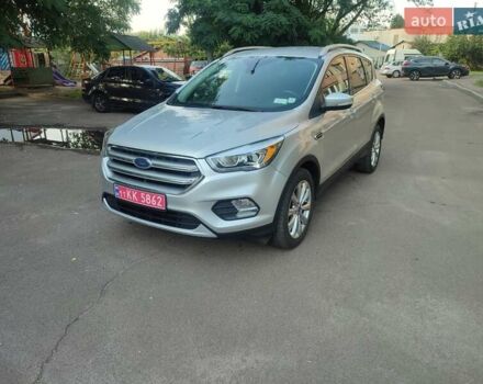 Сірий Форд Ескейп, об'ємом двигуна 2 л та пробігом 140 тис. км за 13900 $, фото 1 на Automoto.ua