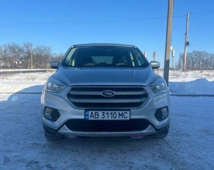 Серый Форд Эскейп, объемом двигателя 0 л и пробегом 3 тыс. км за 11199 $, фото 1 на Automoto.ua