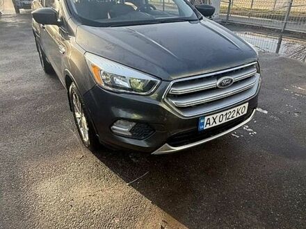 Сірий Форд Ескейп, об'ємом двигуна 1.5 л та пробігом 120 тис. км за 10700 $, фото 1 на Automoto.ua
