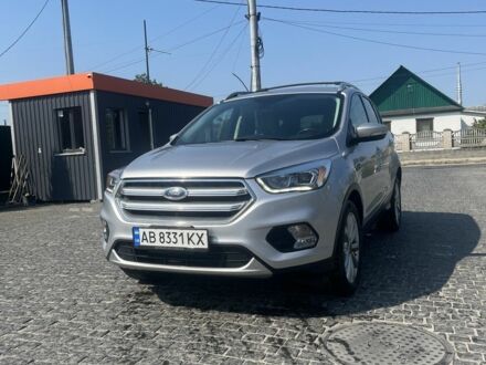 Сірий Форд Ескейп, об'ємом двигуна 2 л та пробігом 180 тис. км за 13526 $, фото 1 на Automoto.ua
