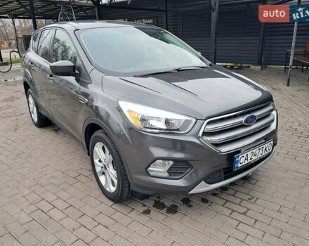Сірий Форд Ескейп, об'ємом двигуна 1.5 л та пробігом 218 тис. км за 10500 $, фото 1 на Automoto.ua