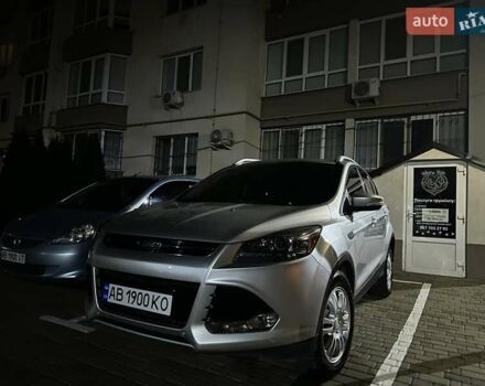 Серый Форд Эскейп, объемом двигателя 2 л и пробегом 135 тыс. км за 13400 $, фото 1 на Automoto.ua