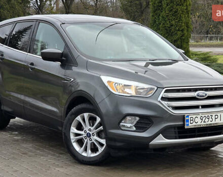 Серый Форд Эскейп, объемом двигателя 1.5 л и пробегом 143 тыс. км за 12100 $, фото 1 на Automoto.ua