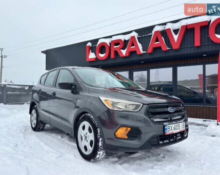 Серый Форд Эскейп, объемом двигателя 2.49 л и пробегом 256 тыс. км за 10990 $, фото 1 на Automoto.ua