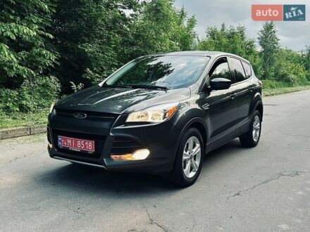 Серый Форд Эскейп, объемом двигателя 2.5 л и пробегом 180 тыс. км за 11800 $, фото 1 на Automoto.ua