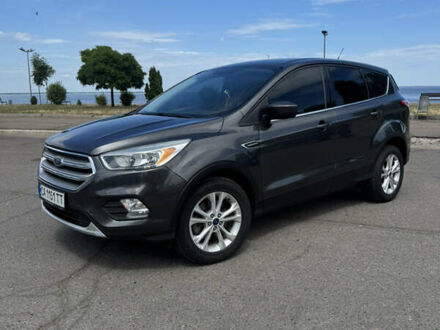 Сірий Форд Ескейп, об'ємом двигуна 2 л та пробігом 161 тис. км за 13800 $, фото 1 на Automoto.ua