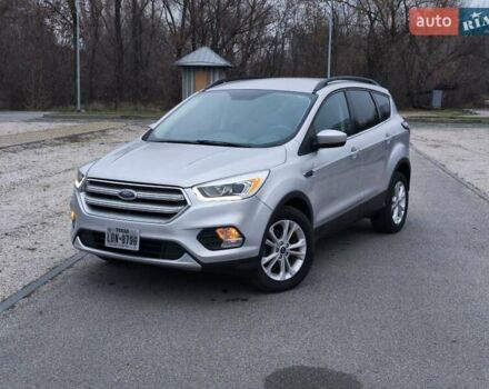 Серый Форд Эскейп, объемом двигателя 1.5 л и пробегом 136 тыс. км за 12900 $, фото 1 на Automoto.ua