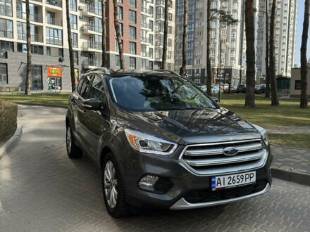 Серый Форд Эскейп, объемом двигателя 2 л и пробегом 138 тыс. км за 14800 $, фото 1 на Automoto.ua