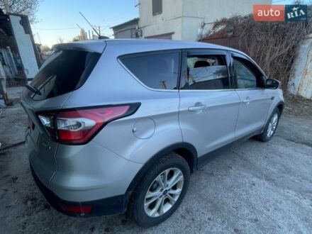 Серый Форд Эскейп, объемом двигателя 1.5 л и пробегом 273 тыс. км за 7300 $, фото 1 на Automoto.ua