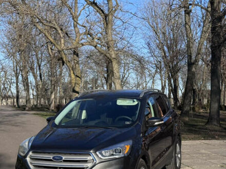 Серый Форд Эскейп, объемом двигателя 2 л и пробегом 249 тыс. км за 13500 $, фото 1 на Automoto.ua