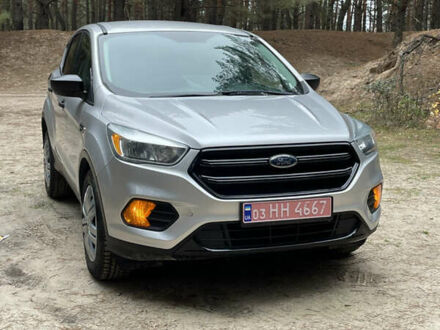 Серый Форд Эскейп, объемом двигателя 2.5 л и пробегом 141 тыс. км за 12500 $, фото 1 на Automoto.ua