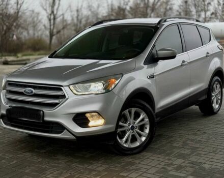 Серый Форд Эскейп, объемом двигателя 1.5 л и пробегом 194 тыс. км за 11999 $, фото 1 на Automoto.ua