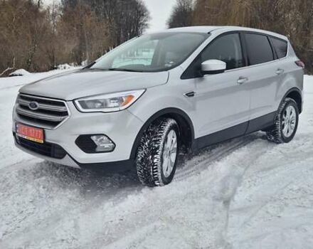 Сірий Форд Ескейп, об'ємом двигуна 1.5 л та пробігом 129 тис. км за 10200 $, фото 1 на Automoto.ua