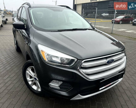 Серый Форд Эскейп, объемом двигателя 1.5 л и пробегом 169 тыс. км за 8999 $, фото 1 на Automoto.ua