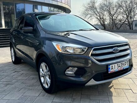Сірий Форд Ескейп, об'ємом двигуна 2 л та пробігом 112 тис. км за 15000 $, фото 1 на Automoto.ua