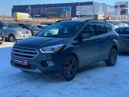 Серый Форд Эскейп, объемом двигателя 1.5 л и пробегом 188 тыс. км за 9990 $, фото 1 на Automoto.ua