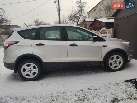 Форд Эскейп 2017 в Лозовой на Automoto.ua Серый Форд Эскейп, объемом двигателя 2.4 л и пробегом 150 тыс. км за 17000 $, фото 1 на Automoto.ua
