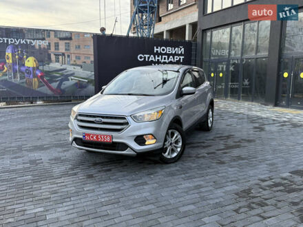 Серый Форд Эскейп, объемом двигателя 1.5 л и пробегом 167 тыс. км за 13000 $, фото 1 на Automoto.ua