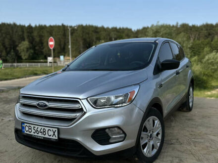 Форд Эскейп 2017 в Чернигове на Automoto.ua Серый Форд Эскейп, объемом двигателя 2.5 л и пробегом 130 тыс. км за 12200 $, фото 1 на Automoto.ua