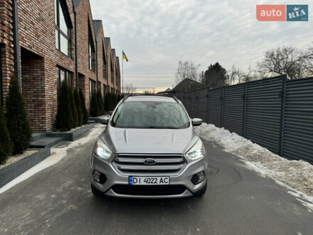Серый Форд Эскейп, объемом двигателя 1.5 л и пробегом 142 тыс. км за 13900 $, фото 1 на Automoto.ua