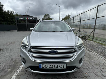 Сірий Форд Ескейп, об'ємом двигуна 1.5 л та пробігом 163 тис. км за 13000 $, фото 1 на Automoto.ua