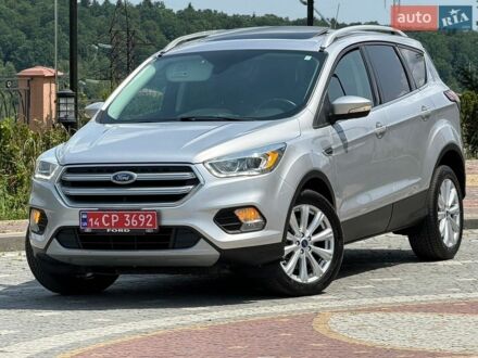 Сірий Форд Ескейп, об'ємом двигуна 1.5 л та пробігом 152 тис. км за 12300 $, фото 1 на Automoto.ua