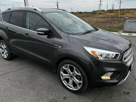 Сірий Форд Ескейп, об'ємом двигуна 2 л та пробігом 140 тис. км за 9000 $, фото 1 на Automoto.ua