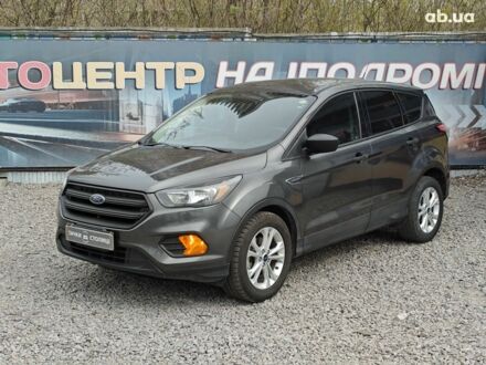 Форд Эскейп 2017 в Киеве на Automoto.ua Серый Форд Эскейп, объемом двигателя 2.5 л и пробегом 152 тыс. км за 13100 $, фото 1 на Automoto.ua