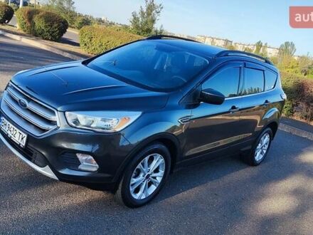 Форд Ескейп 2017 у Кривому Розі на Automoto.ua Сірий Форд Ескейп, об'ємом двигуна 1.5 л та пробігом 81 тис. км за 12400 $, фото 1 на Automoto.ua