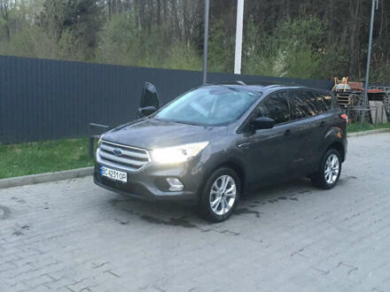 Серый Форд Эскейп, объемом двигателя 2.5 л и пробегом 113 тыс. км за 12500 $, фото 1 на Automoto.ua