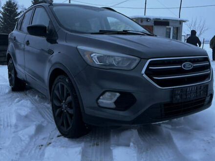 Сірий Форд Ескейп, об'ємом двигуна 1.5 л та пробігом 131 тис. км за 10700 $, фото 1 на Automoto.ua