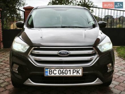 Серый Форд Эскейп, объемом двигателя 2 л и пробегом 119 тыс. км за 13500 $, фото 1 на Automoto.ua
