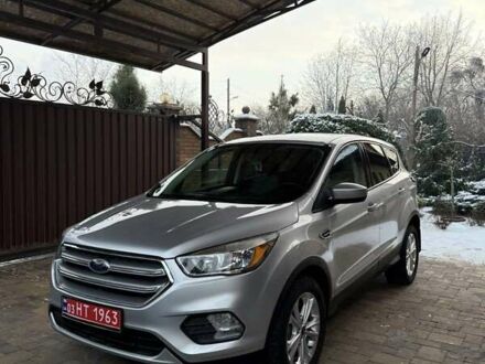 Серый Форд Эскейп, объемом двигателя 1.5 л и пробегом 188 тыс. км за 12600 $, фото 1 на Automoto.ua