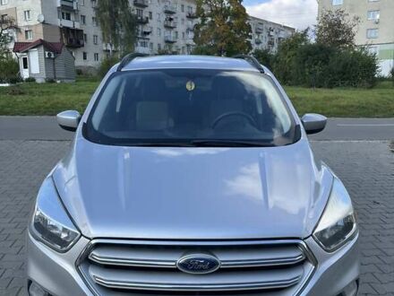 Сірий Форд Ескейп, об'ємом двигуна 2 л та пробігом 231 тис. км за 12100 $, фото 1 на Automoto.ua
