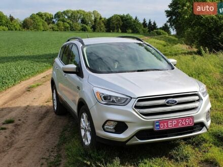 Сірий Форд Ескейп, об'ємом двигуна 1.5 л та пробігом 82 тис. км за 11100 $, фото 1 на Automoto.ua