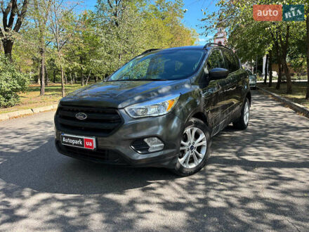Форд Эскейп 2018 в Запорожье на Automoto.ua Серый Форд Эскейп, объемом двигателя 1.5 л и пробегом 104 тыс. км за 12990 $, фото 1 на Automoto.ua