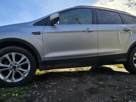 Сірий Форд Ескейп, об'ємом двигуна 1.5 л та пробігом 157 тис. км за 11300 $, фото 1 на Automoto.ua