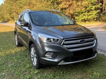 Серый Форд Эскейп, объемом двигателя 2 л и пробегом 99 тыс. км за 8000 $, фото 1 на Automoto.ua