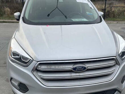 Серый Форд Эскейп, объемом двигателя 0 л и пробегом 180 тыс. км за 8000 $, фото 1 на Automoto.ua