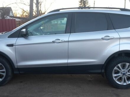 Сірий Форд Ескейп, об'ємом двигуна 1 л та пробігом 171 тис. км за 10700 $, фото 1 на Automoto.ua