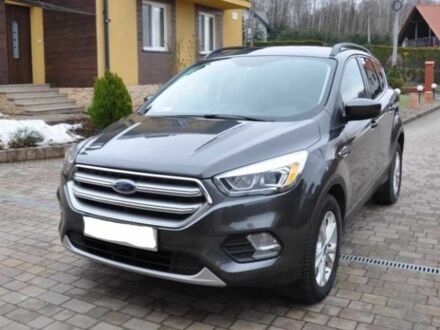 Серый Форд Эскейп, объемом двигателя 2 л и пробегом 71 тыс. км за 11700 $, фото 1 на Automoto.ua