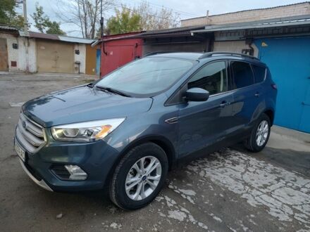 Серый Форд Эскейп, объемом двигателя 0 л и пробегом 188 тыс. км за 13000 $, фото 1 на Automoto.ua