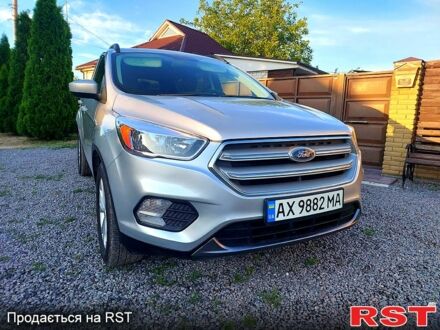 Форд Эскейп 2018 в Харькове на Automoto.ua Серый Форд Эскейп, объемом двигателя 1.5 л и пробегом 153 тыс. км за 13200 $, фото 1 на Automoto.ua